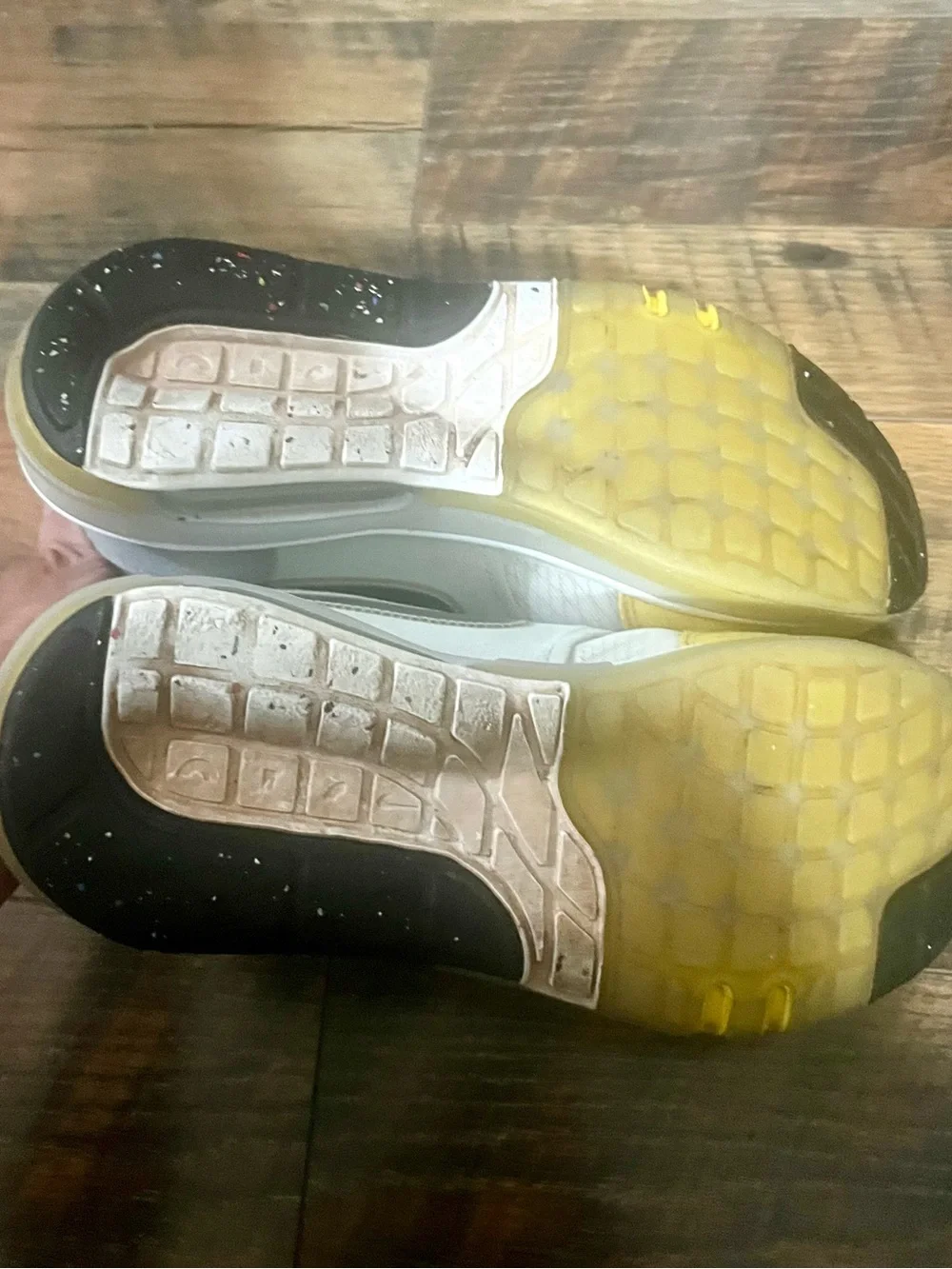 Nike Air Max Motif 'Photon Dust'